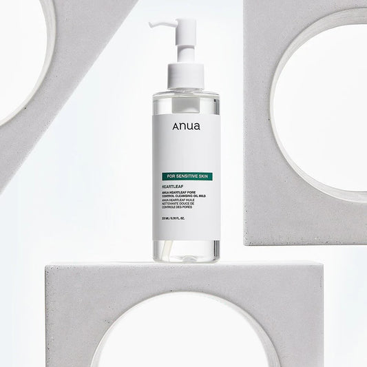 ANUA Heartleaf Pore Control Cleansing Oil Mild